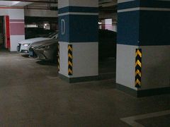 -滨江国际广场-地下停车场