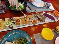-东西风牛排馆周末烧烤自助(首都机场希尔顿店)