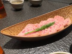 -三出山火锅(南京万象天地店)