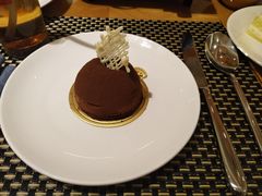 -盛宴标帜西餐厅龙虾.鲍鱼•牛排(重庆喜来登大酒店)