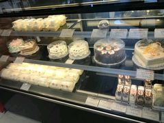 -红宝石·鲜奶小方·海派西点房(南丹店)