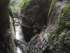 -龙水峡地缝景区
