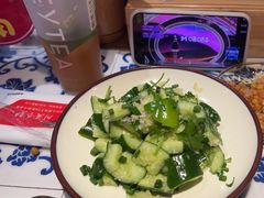 -川流不息·地道川菜·小龙虾(新松江路店)