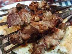 -烤肉小伙烤肉店