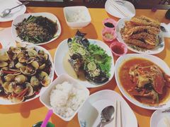 -拉威海鲜市场