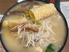 -肥汁米蘭香港米线(定西路店)