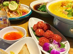 -暹罗酒肆泰餐厅酒吧