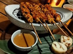 -三亚艾迪逊酒店·海滩烧烤 BARBACOA·现场乐队·浪漫晚餐·烧烤海鲜