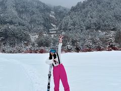 -大别山南武当滑雪场