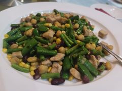 -深圳富苑皇冠假日套房酒店