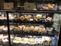 面包甜点陈列柜-星巴克(南京商厦店)