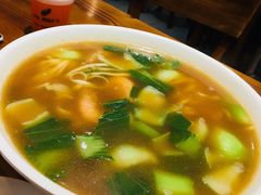 -老前童小吃(北明程路店)