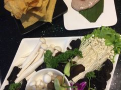 -鼎盛山海火锅(北戴河刘庄夜市老虎石浴场店)
