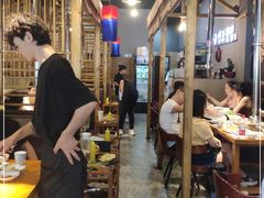 大堂-唯成•韩国炭火烤肉 유성고기