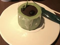 -星巴克臻选(盐城金鹰聚龙湖店)