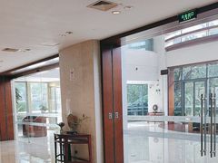 -南桥绿地铂骊酒店