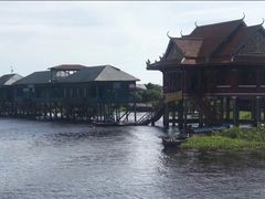 -洞里萨湖