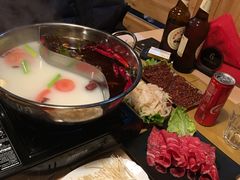 -江湖餐厅–重庆九宫格老火锅