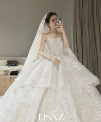 -Renee芮亦婚纱(原丽莎)