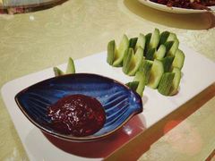 沾酱乳瓜-万重锦·人文川菜馆(骡马市店)