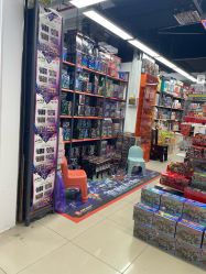 -百荣二期玩具城