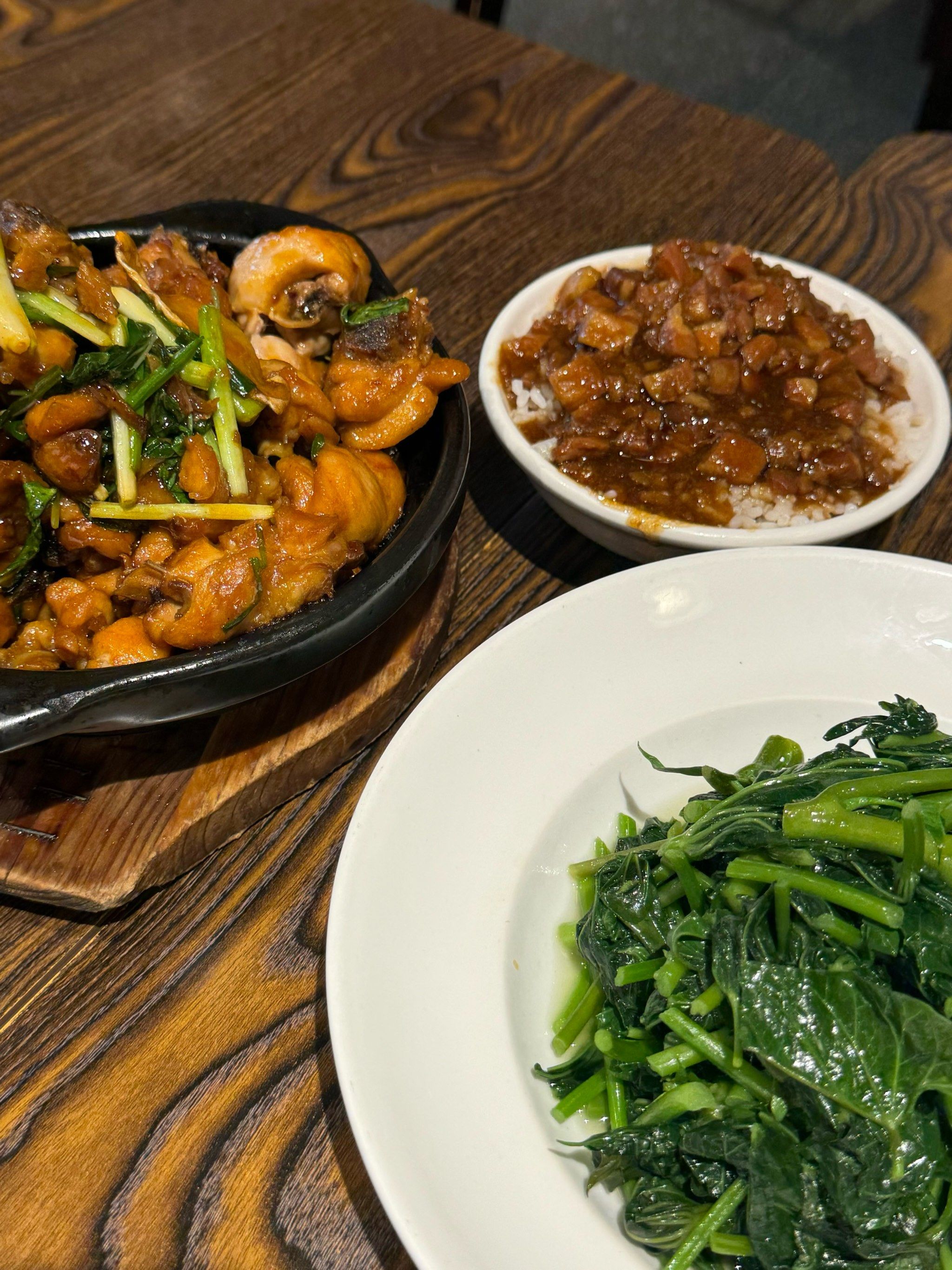 三杯鸡 #福建菜 #城市必吃代表作 @点小胖

📍「阿公阿嬷酒菜