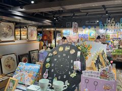 -猫的天空之城概念书店(苏州诚品店)