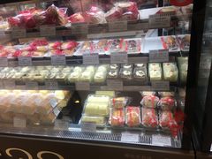零售区-红宝石·鲜奶小方(莘庄龙之梦店)