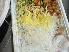 -官塘陈记鱼生·潮汕砂锅粥·牛肉火锅(潮枫路总店)