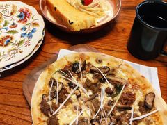 烤牛肉披萨-I HOLIC艾豪丽披萨(KKone店)
