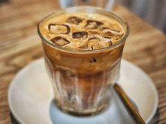 -Common Table · Brunch & Coffee