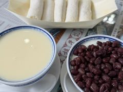 -周大娘牛乳(旧寨古村总店)