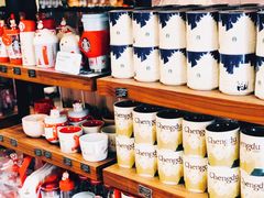 零售区-星巴克臻选(成都宽窄巷子店)