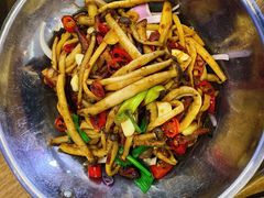 干锅风味双菇-井水小厨·湘菜(活力广场店)