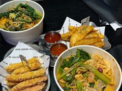 -W COLLECTIVE  DESSERT SHOP
