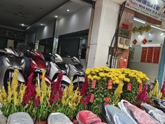 -Bánh Mì Huynh Hoa
