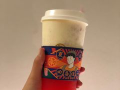 冠军满杯红草莓茶加奶盖-LELECHA乐乐茶(上海五角场万达广场店)
