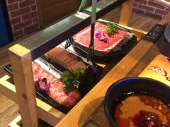 -三人行骨头王火锅(长寿店)