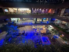 -瑞虹新天地月亮湾