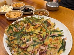 海鲜韭菜煎饼-金北顺大锅家(신사본점)