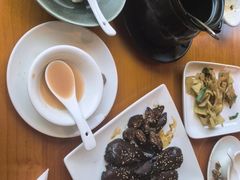 -莲餐厅·湖北菜·潜江小龙虾店(愚园路店)