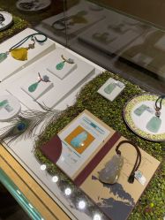 -北京七彩云南翡翠珠宝旗舰店(月坛店)