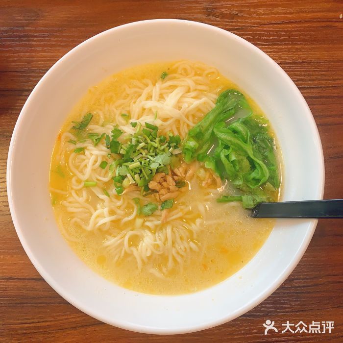 食上饭堂61台湾小馆酸汤鸡丝面图片