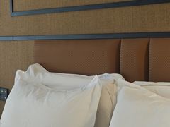 -万泊酒店(长沙五一广场国金中心店)