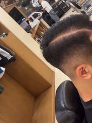 -MARTIN'S BARBER SHOP男士理发馆