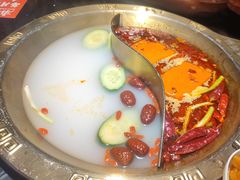 -麻辣英雄重庆火锅(常平店)