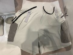 -lululemon(比斯特购物村店)