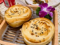 -小董哥烤串·爆汁大油边(故宫店)
