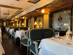 -火车头法国西餐厅