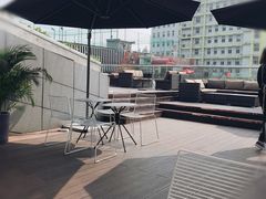 -UNI UNI(环亚凯瑟琳店)